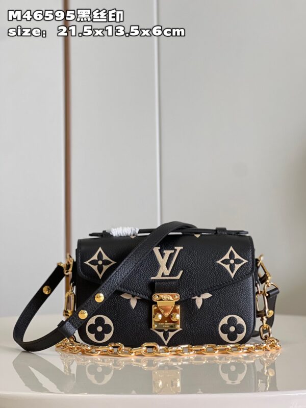 Louis Vuitton Pochette Métis East West Handbag