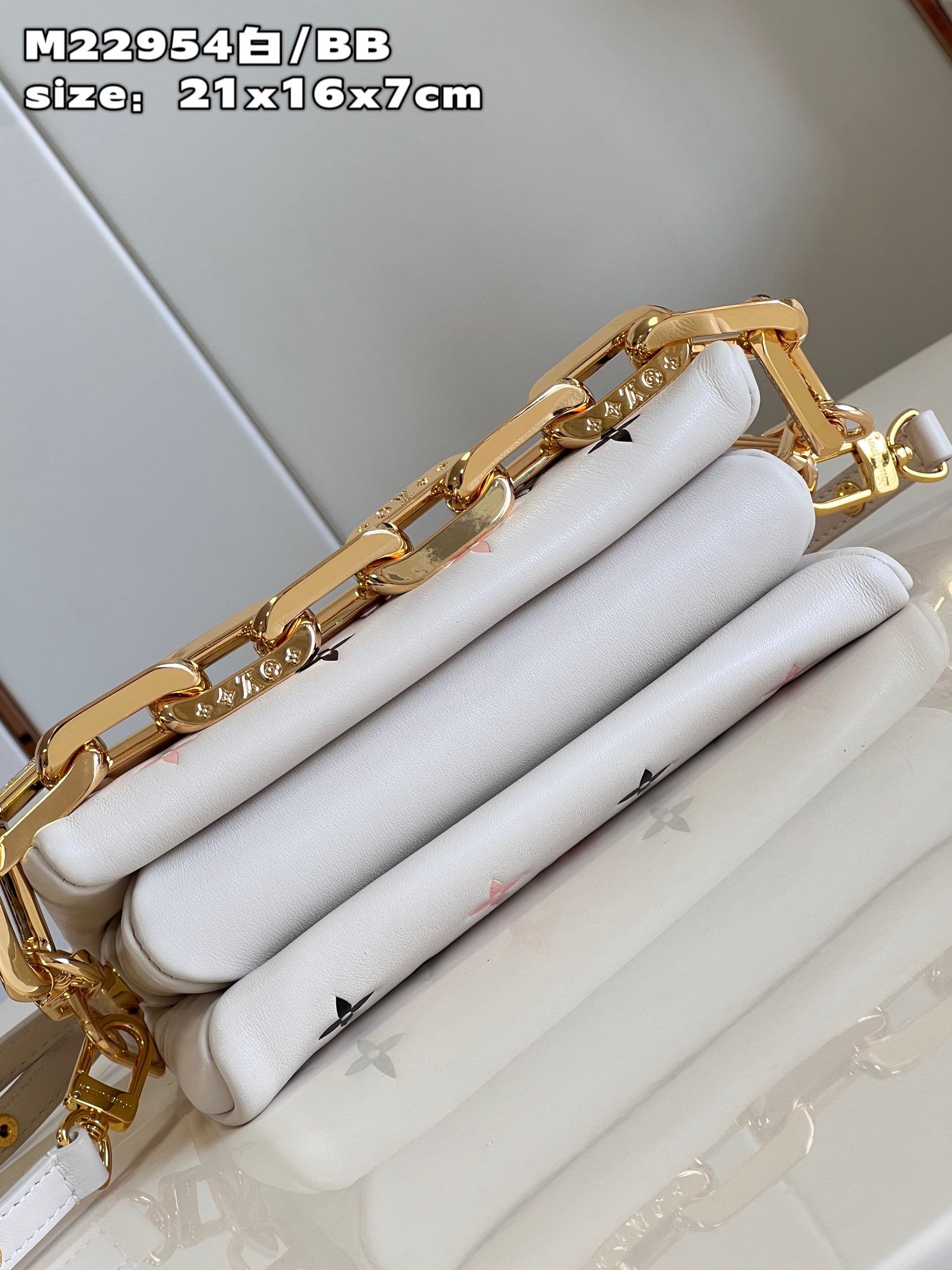 Louis Vuitton Coussin BB Handbag - Image 9