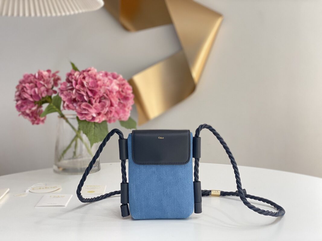 Chloe Key Phone Bag