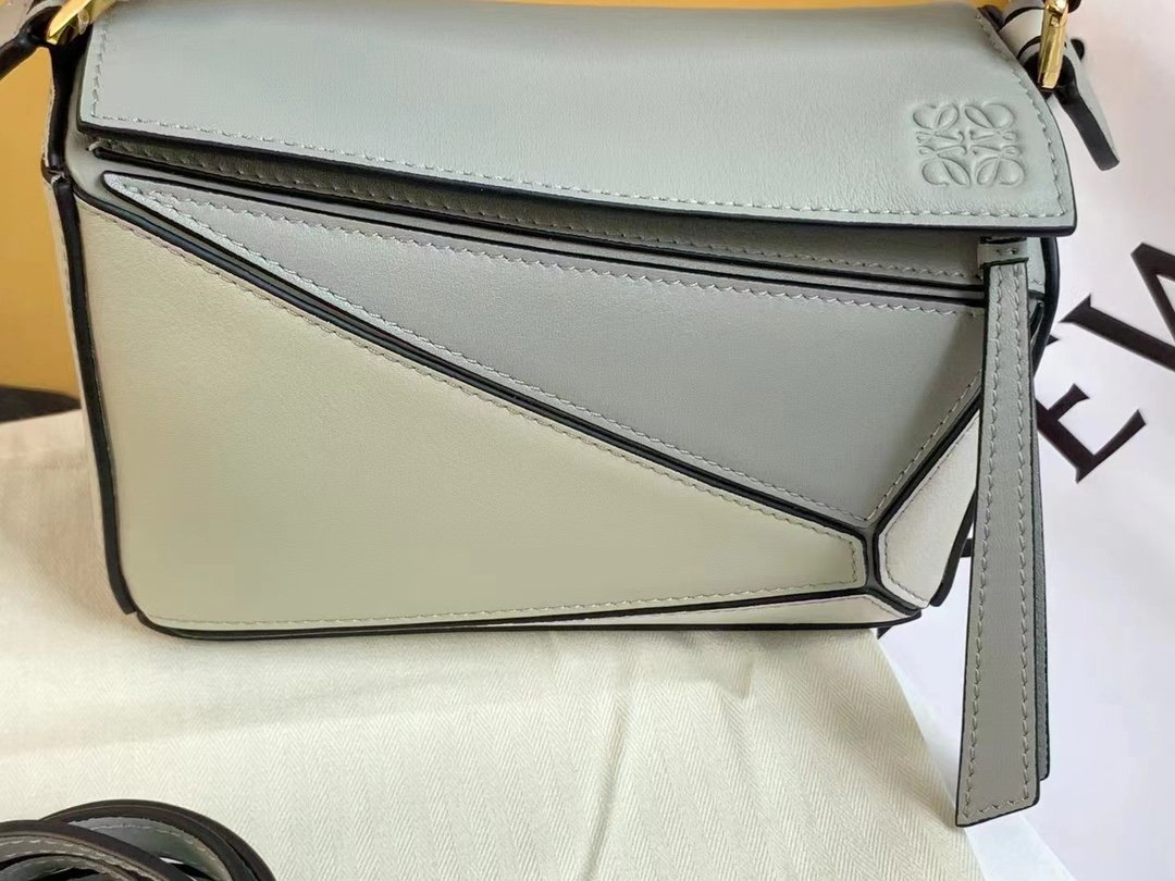 1000023506.jpg Loewe Mini Puzzle Bag - Image 1