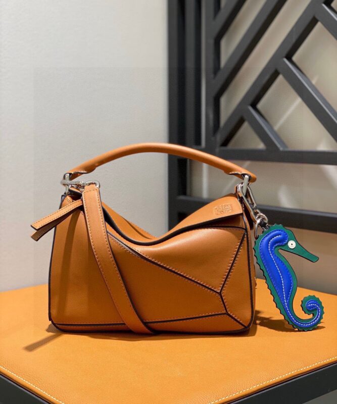 Loewe Puzzle Bag
