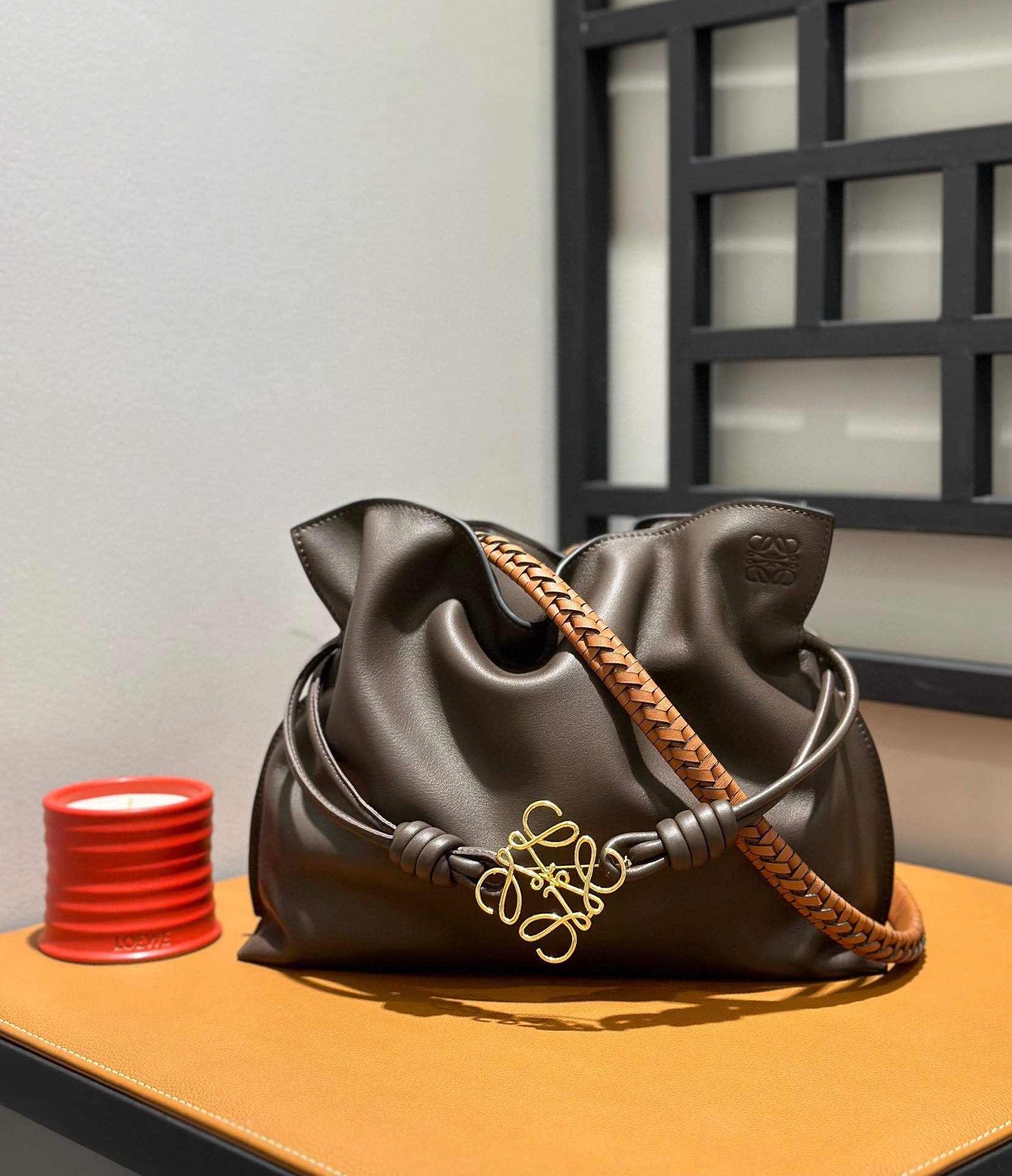 Loewe Medium-sized Flamenco Lucky Bag - Image 3