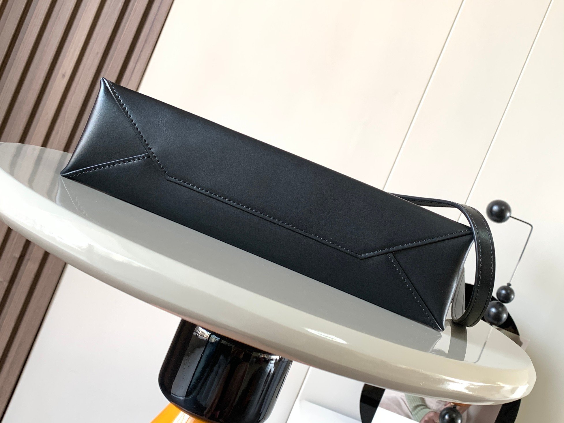 Loewe Standart A4 Tote Bag - Image 3