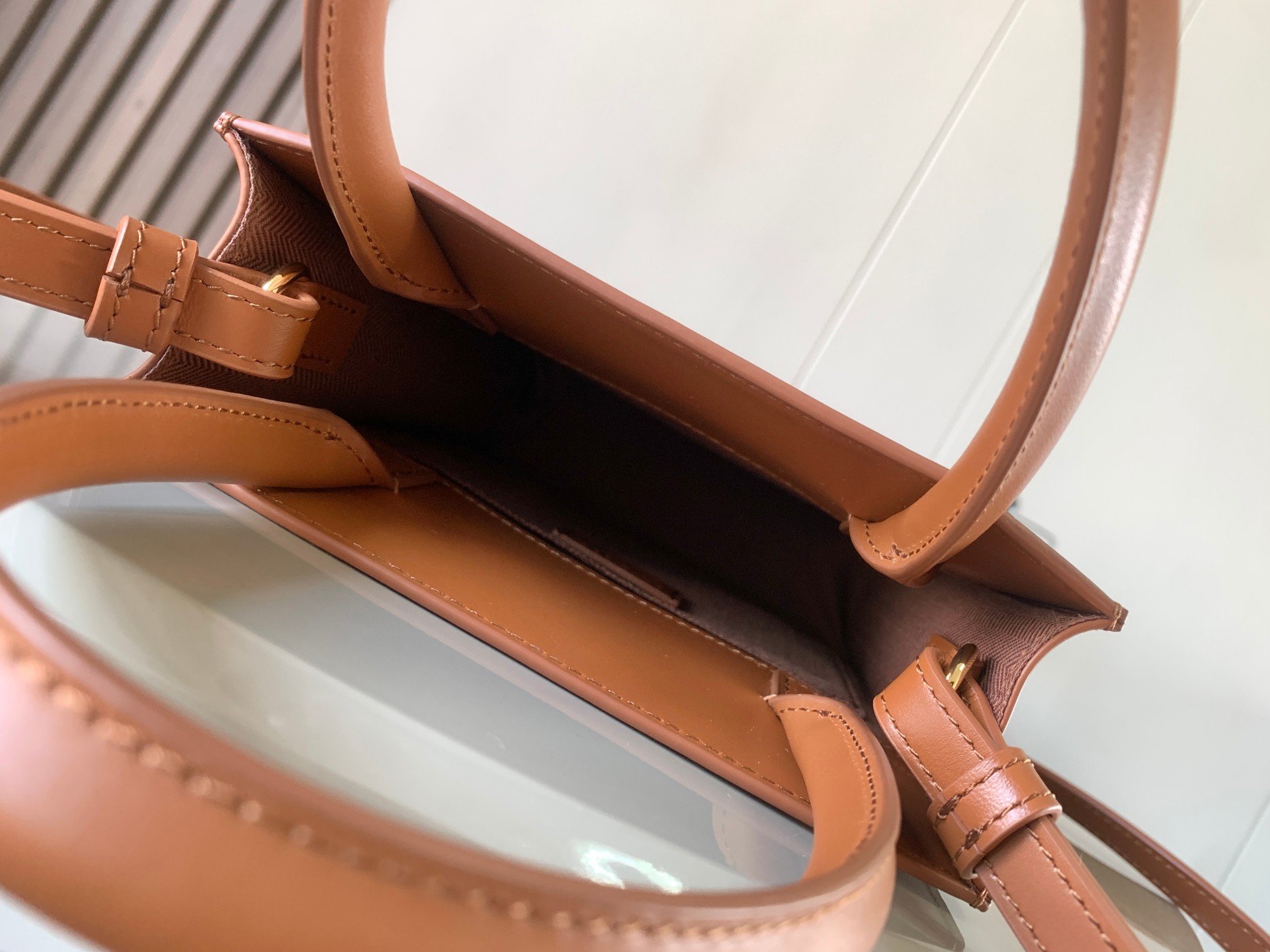 Loewe Standard A5 Tote Handbag - Image 4