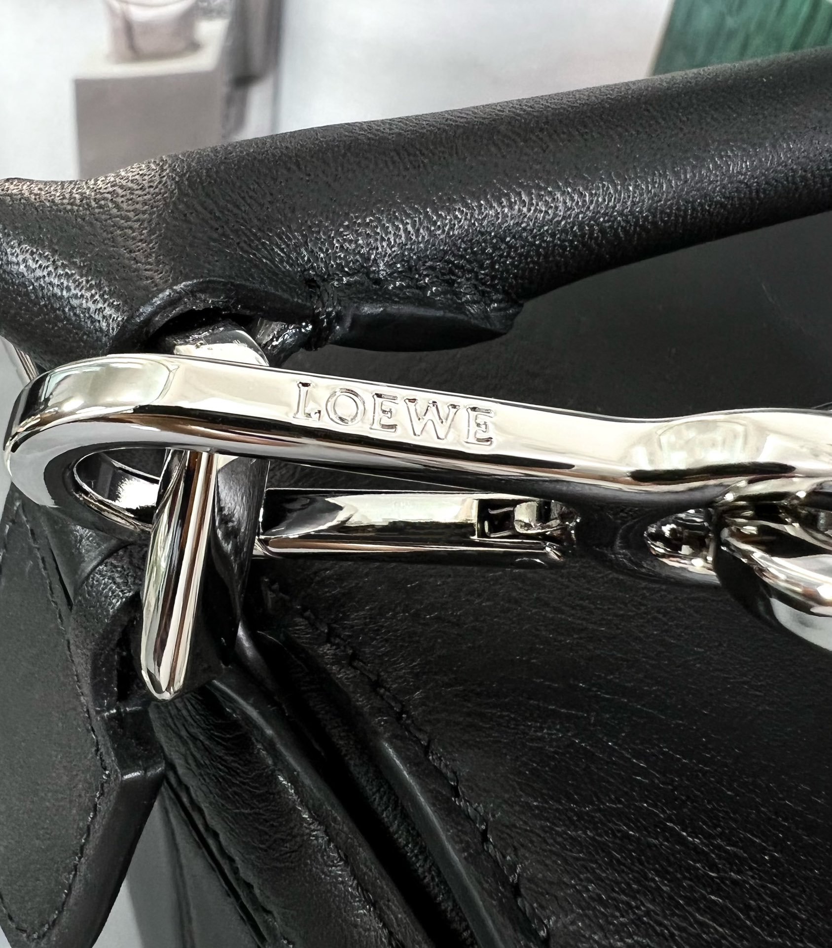 Loewe Classic Puzzle Medium Handbag - Image 7