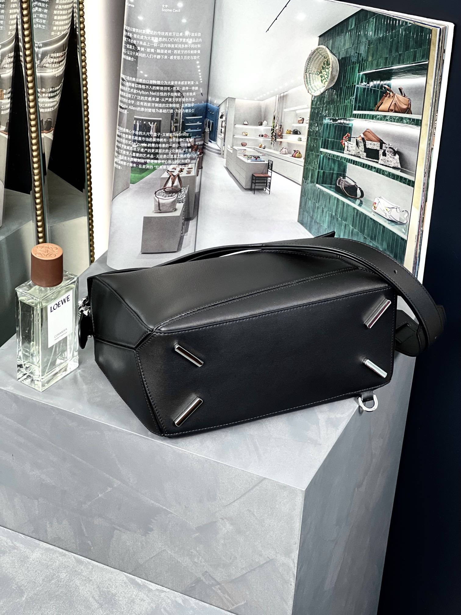 Loewe Classic Puzzle Medium Handbag - Image 5