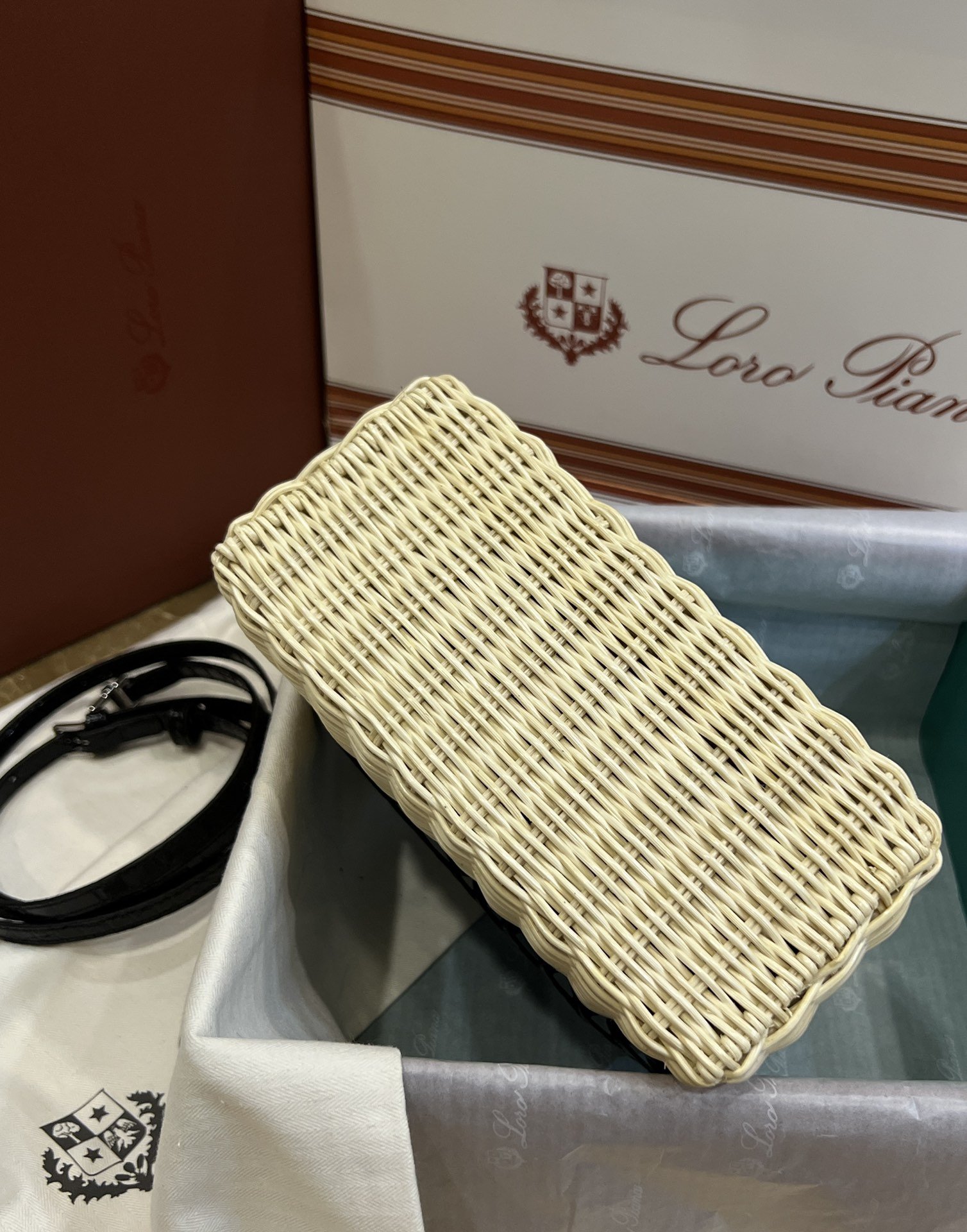 Loro Piana Extrapocket L19 Rattan Bag - Image 9