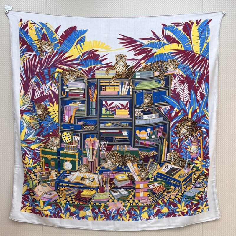 Hermes Twelve Leopards Scarf 140x140cm 70% Cashmere 30% Silk