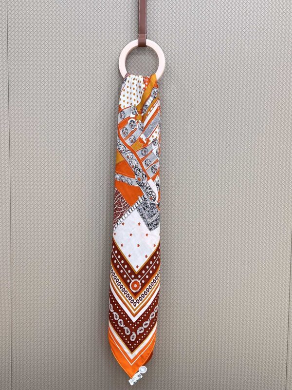 Hermes Noble Saddle Scarf