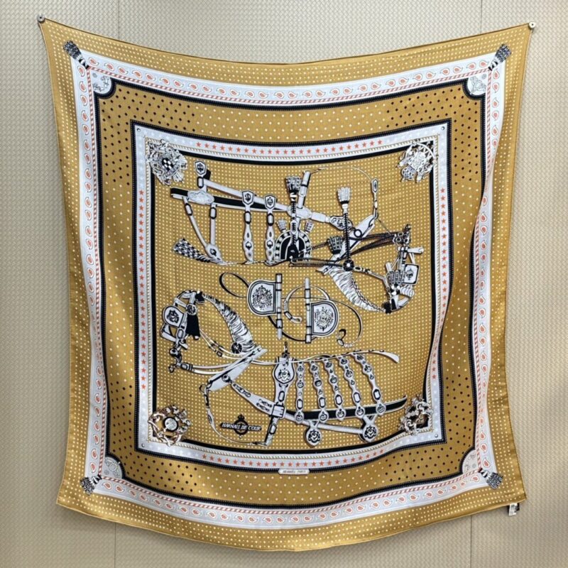 Hermes Wang an Saddle Scarf 140x140cm 70% Cashmere 30% Silk