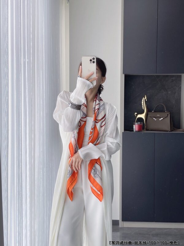 Hermes Saber March Scarfs