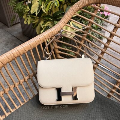 Constance 24 in Craie Epsom