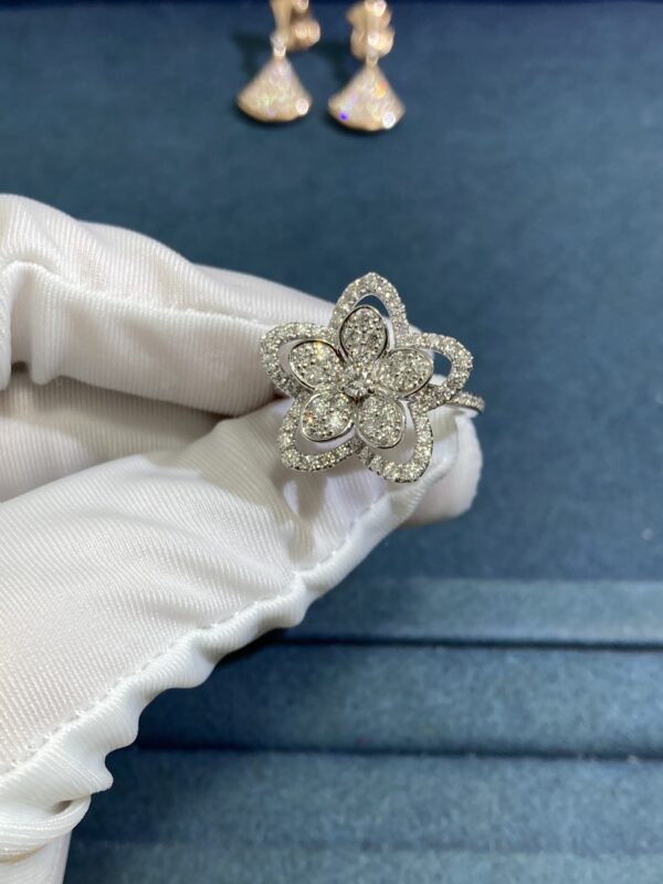 Full Diamond Solitaire Ring,White Gold