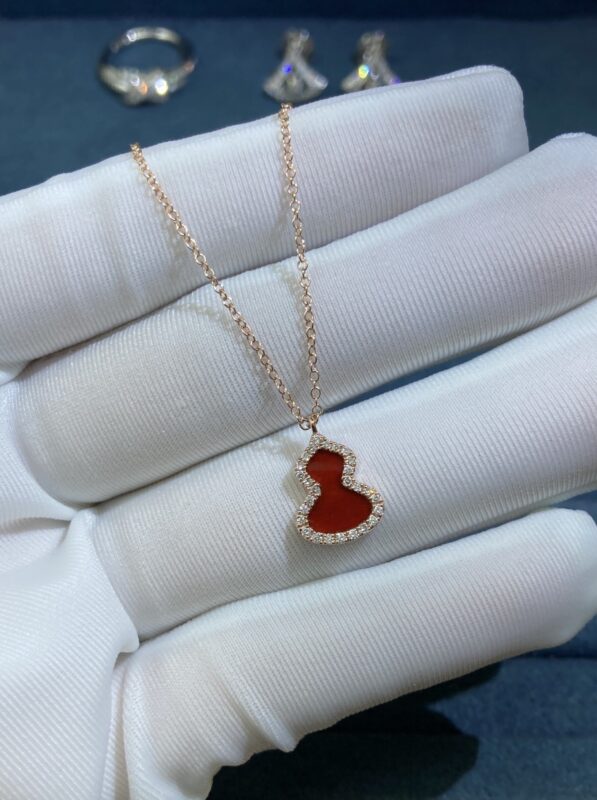 Small Carnelian Gourd Necklace, Rose Gold