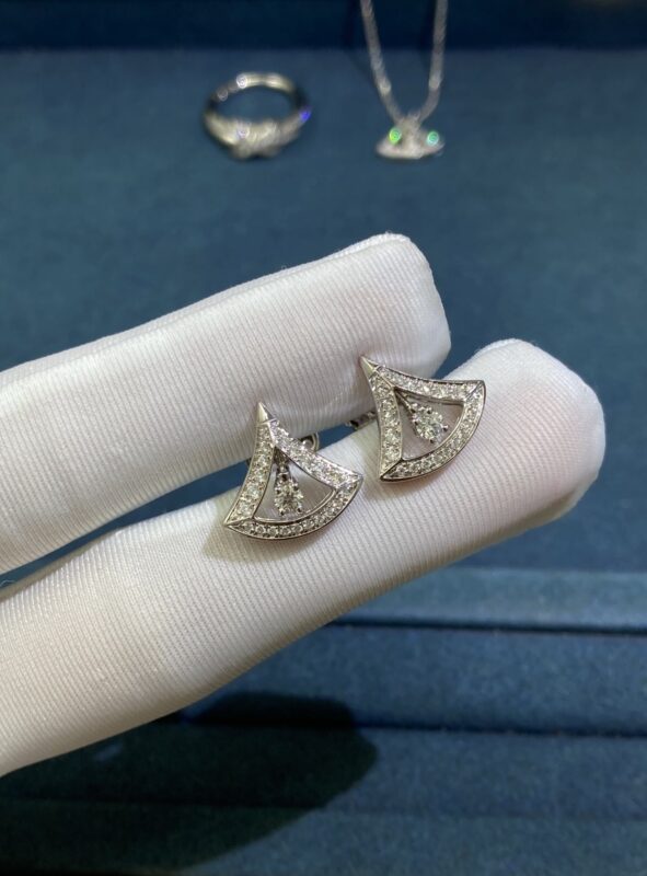 Cutout Skirt Stud Earrings, White Gold