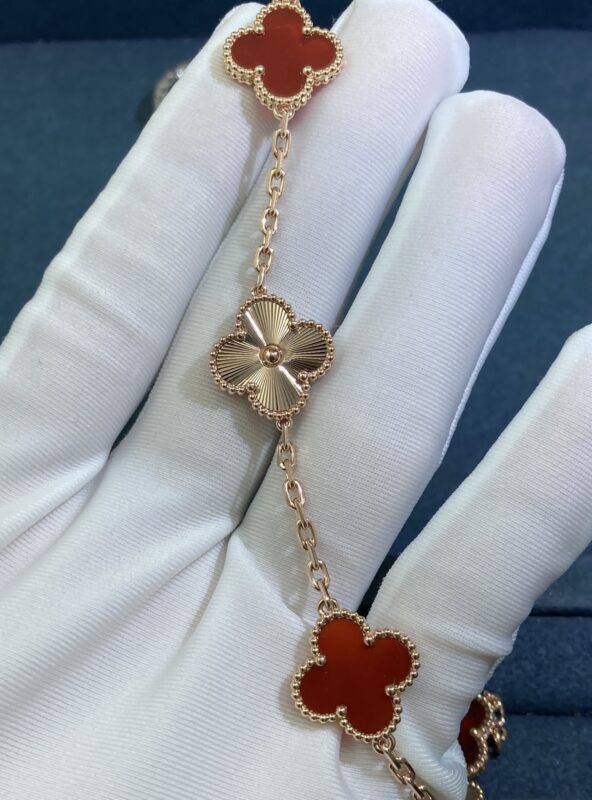 Five-Flower Laser Carnelian Four-Leaf Clover Bracelet, Rose Gold