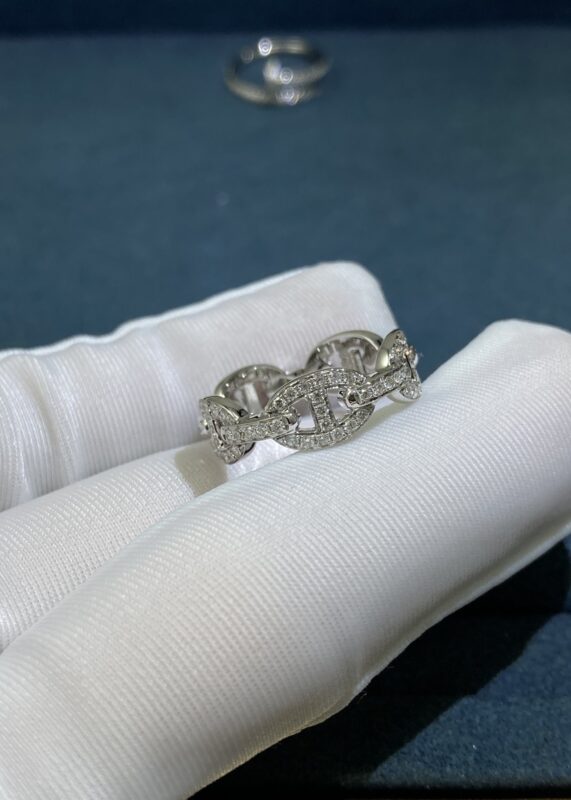 Days all over diamond ring, white gold