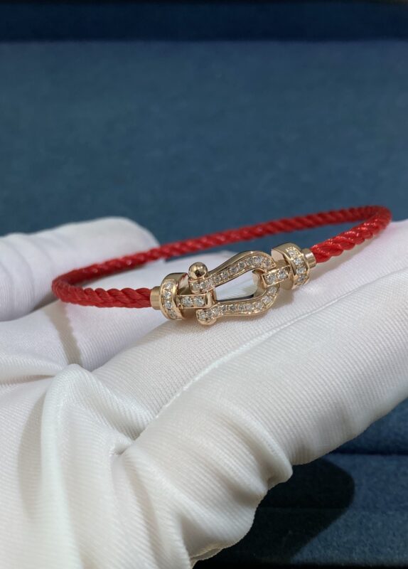 Fred’s Diamond Horseshoe Buckle Red String, Rose Gold