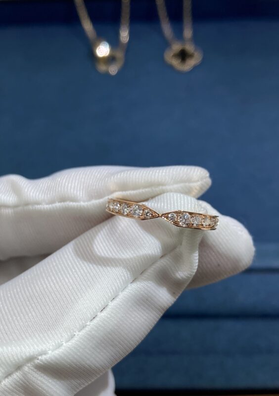 Chaumet Beak full diamond ring, rose gold