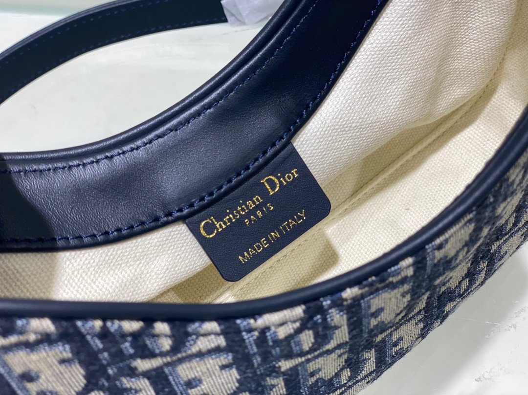 Dior Montaigne Hobo Avenue Mini Bag - Image 5