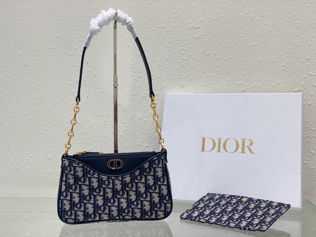 Dior Montaigne Hobo Avenue Mini Bag - Image 3