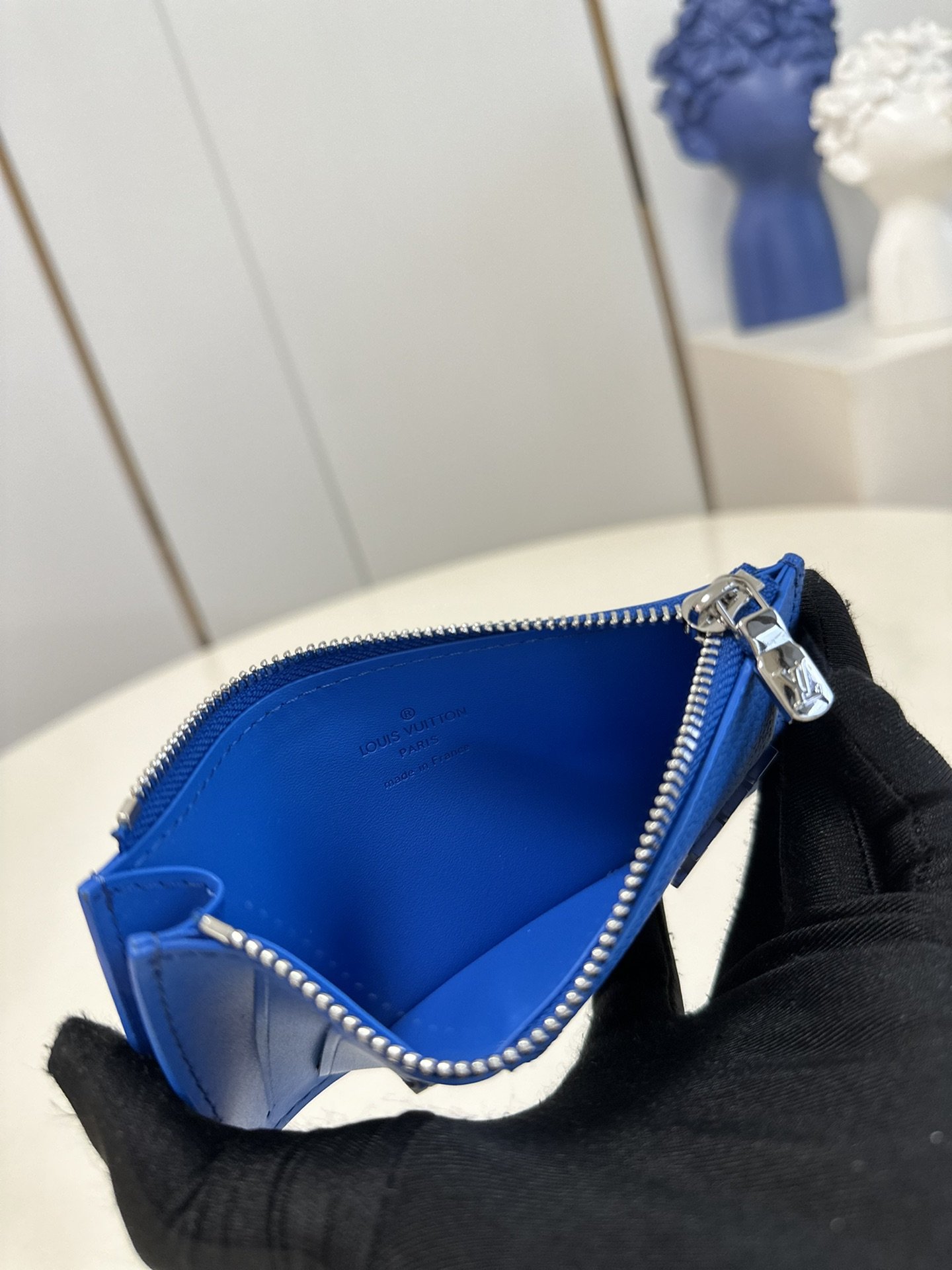 Louis Vuitton Aerogram Aerogram Card Holder - Image 3