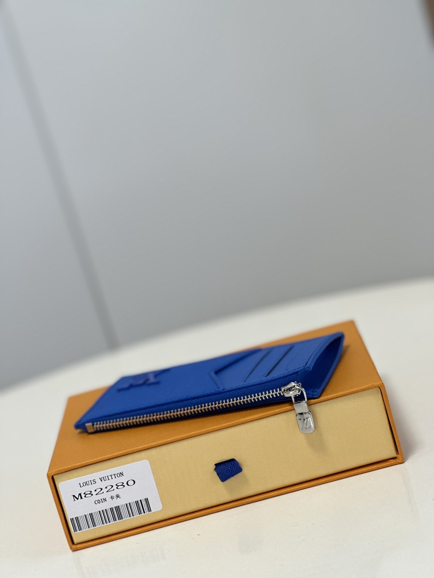 Louis Vuitton Aerogram Aerogram Card Holder - Image 4