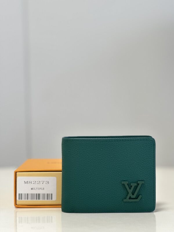 Louis Vuitton Aerogram Multiple Wallet