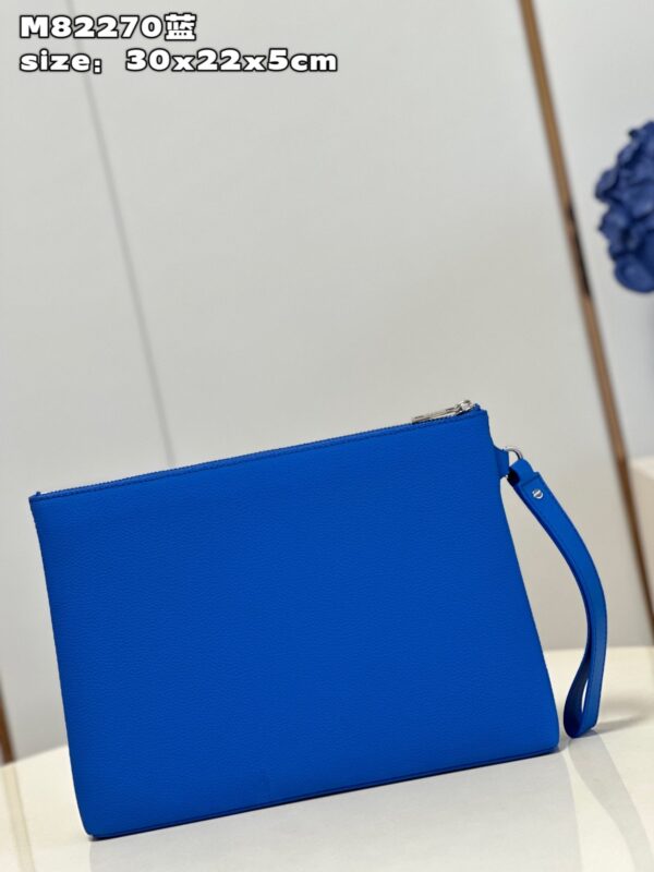 Louis Vuitton Aerogram Takeoff Clutch Bag