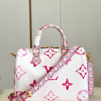 Louis Vuitton Bandoulière 25 Handbag