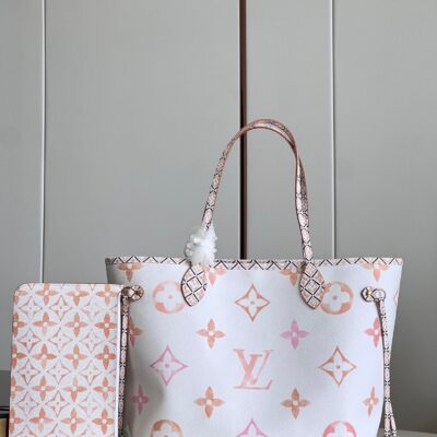 Louis Vuitton Neverfull Medium-sized Handbag