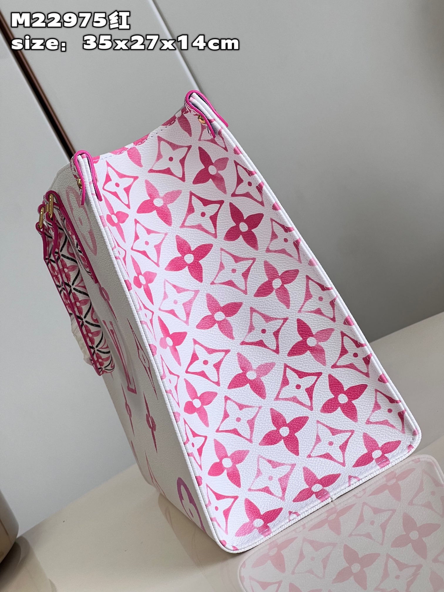 Louis Vuitton OnTheGo Medium Handbag - Image 7