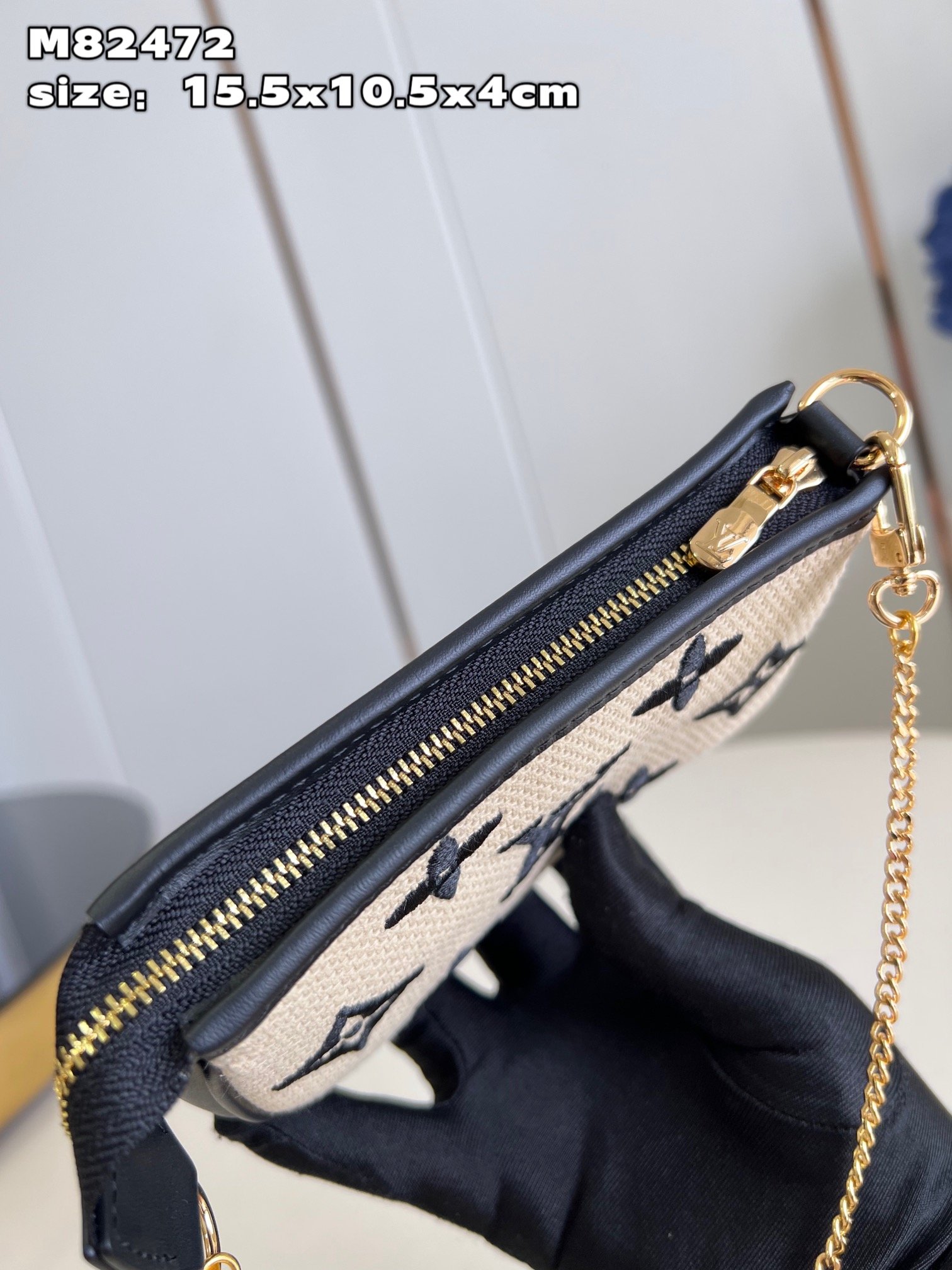 Louis Vuitton Mini Leather Bag - Image 5