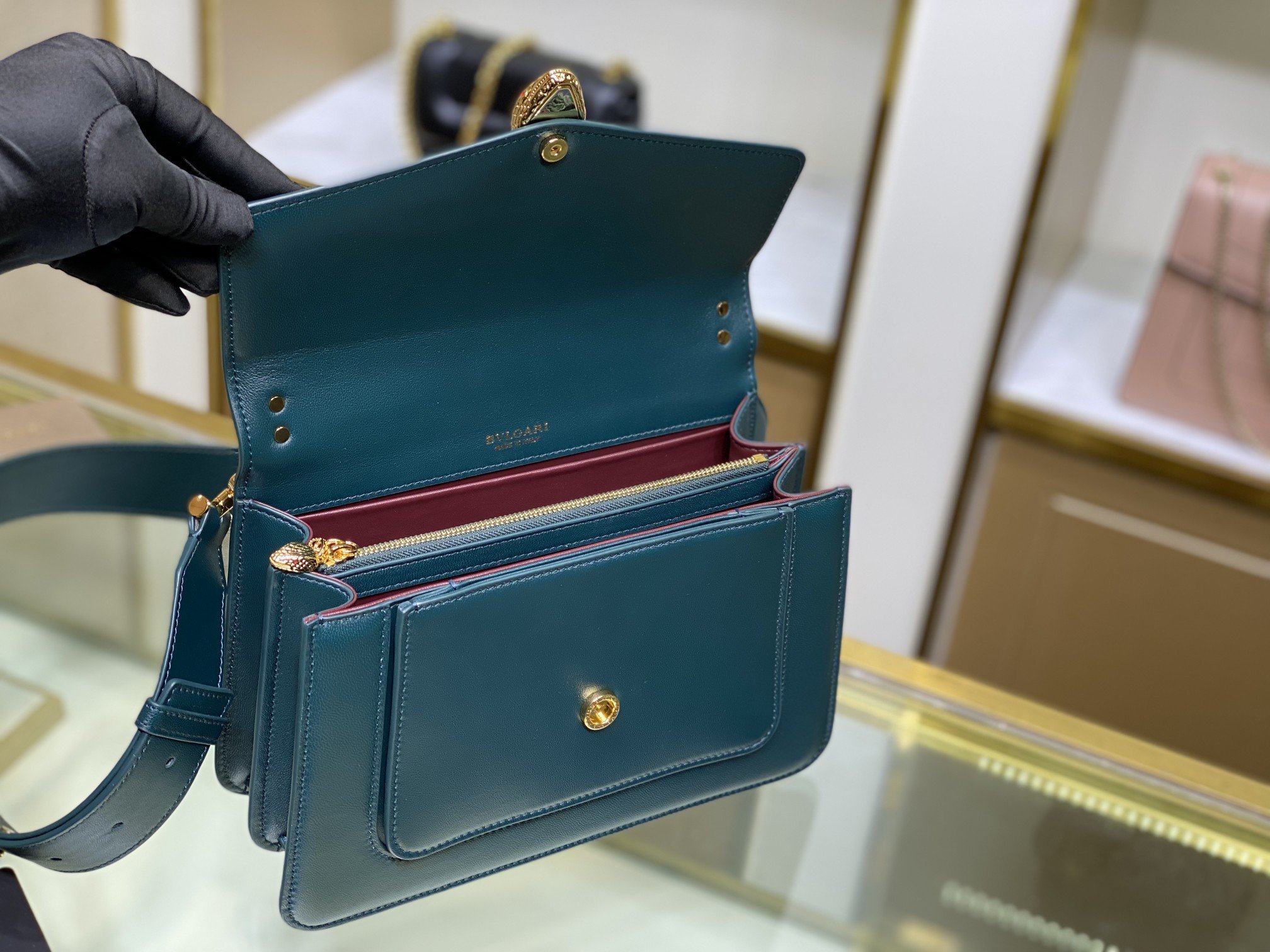 Bvlgary Serpenti Chain Bag - Image 7