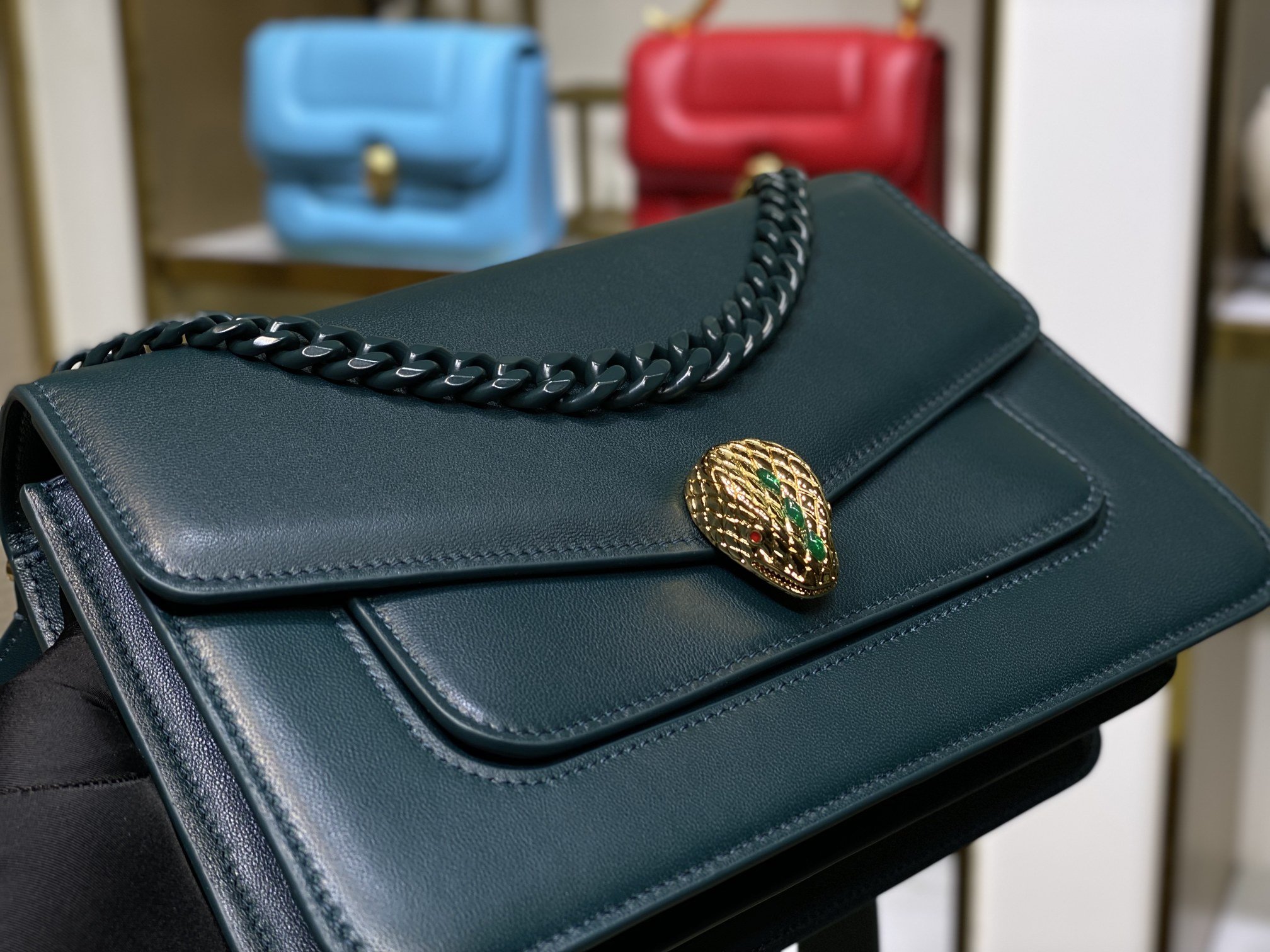 Bvlgary Serpenti Chain Bag - Image 3