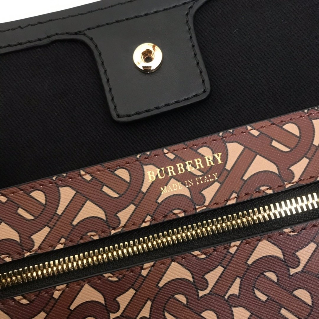 Burberry Tote Bag - Image 7
