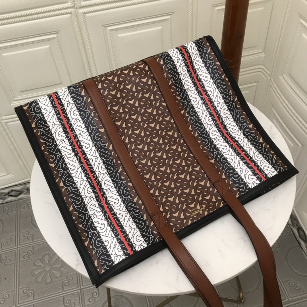 Burberry Tote Bag - Image 2