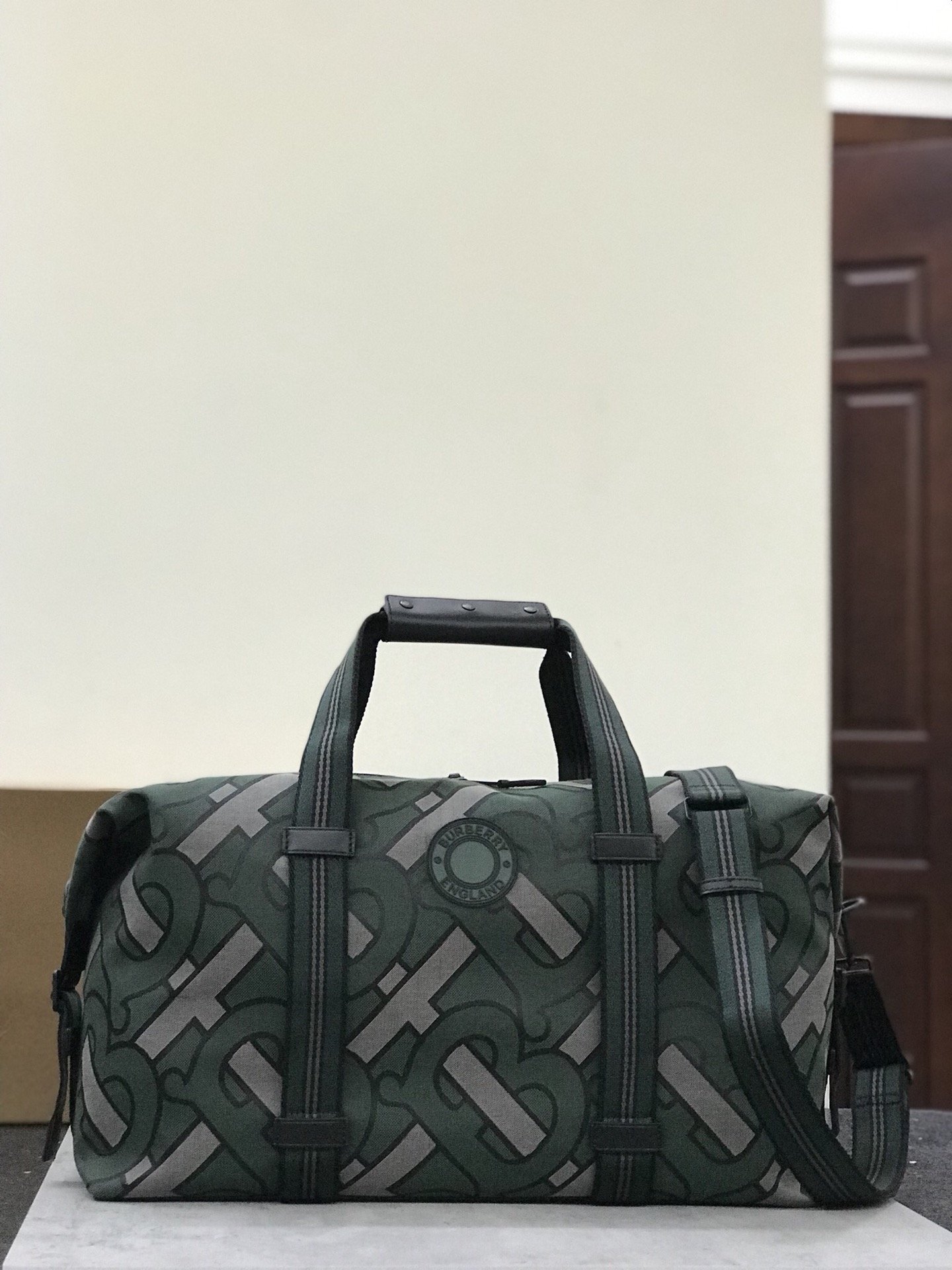 Burberry Travel Bag - Image 7