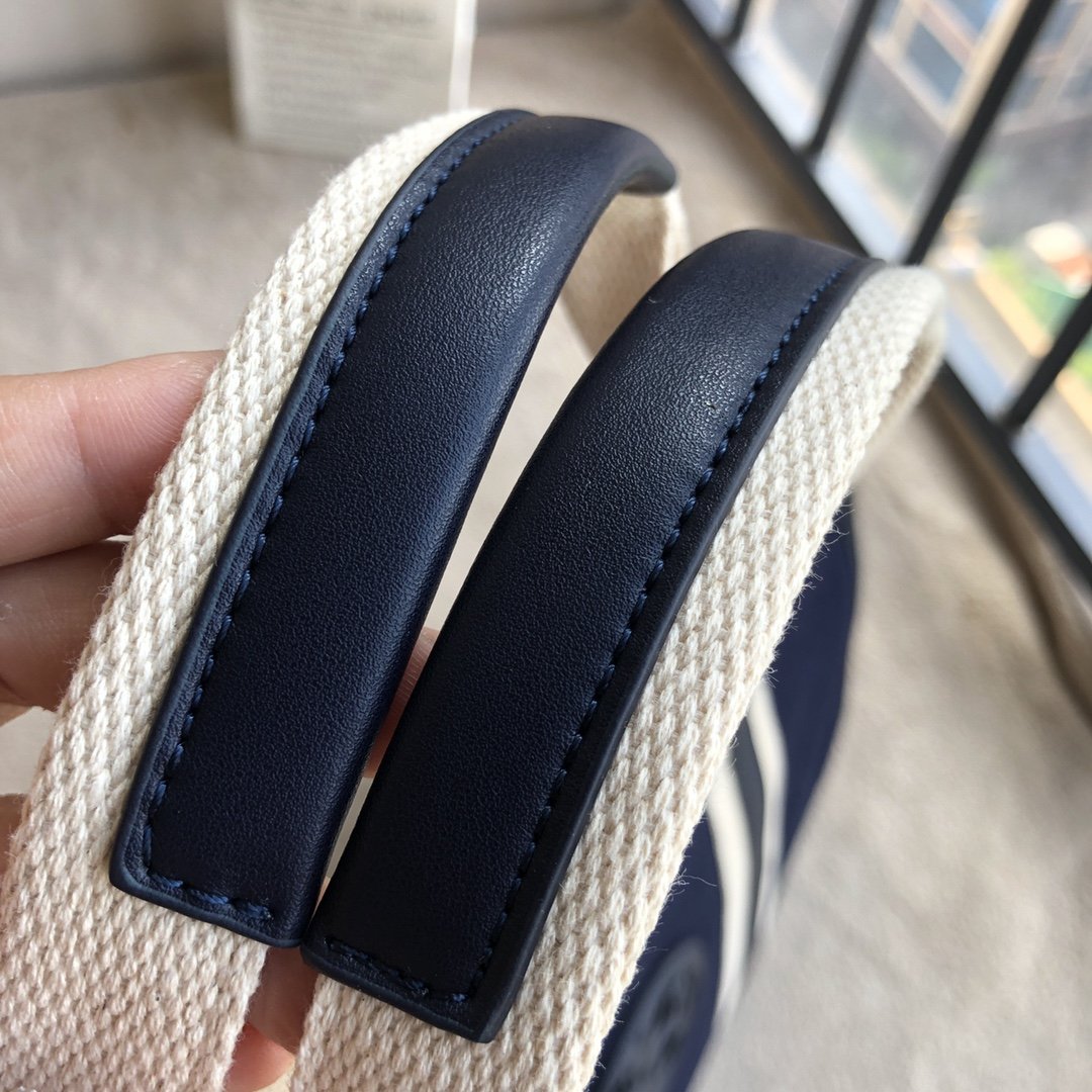 Tory Burch New Tote Bag - Image 8