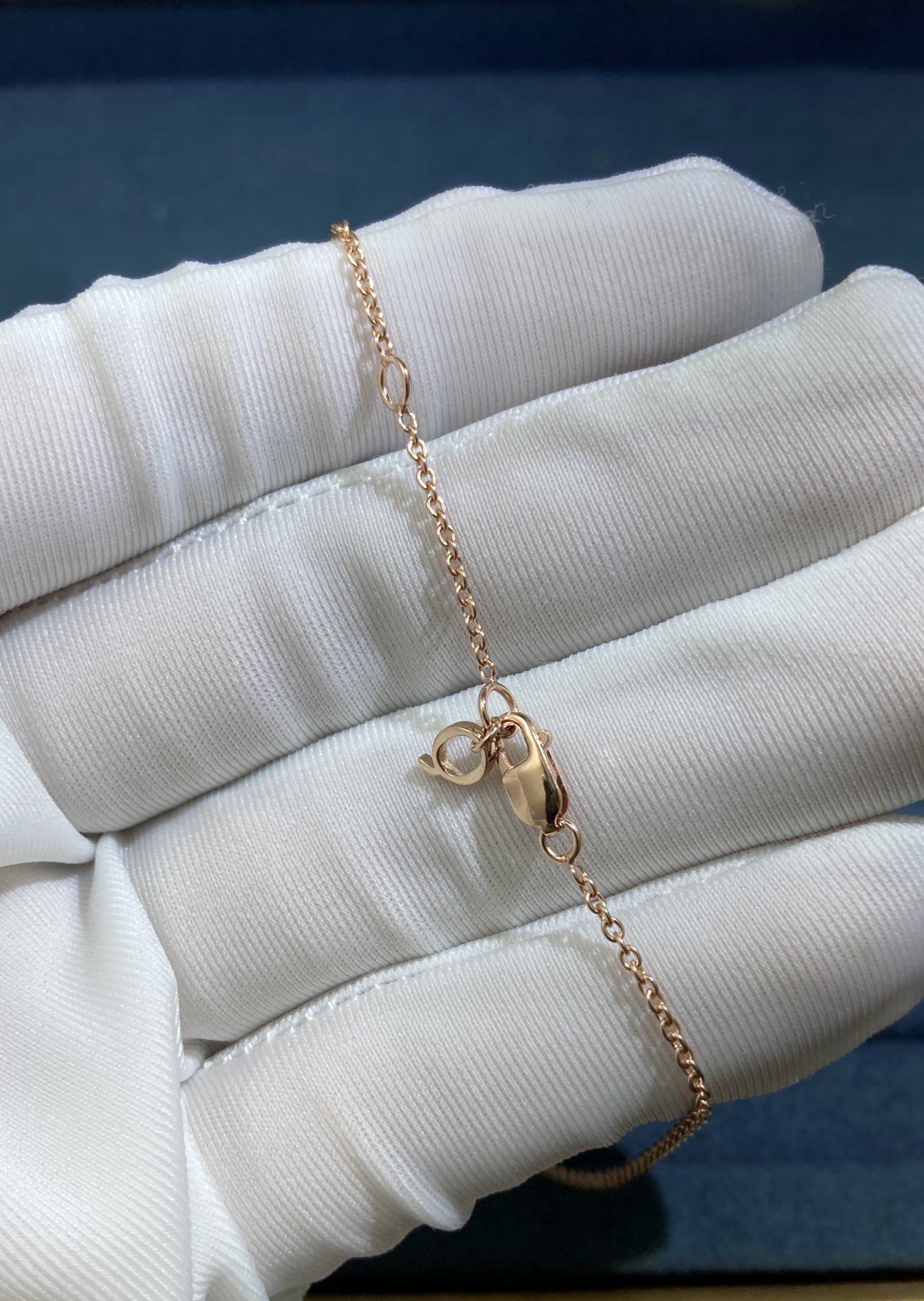 Qeelin Double Gourd Carnelian Necklace, Rose Gold - Image 5