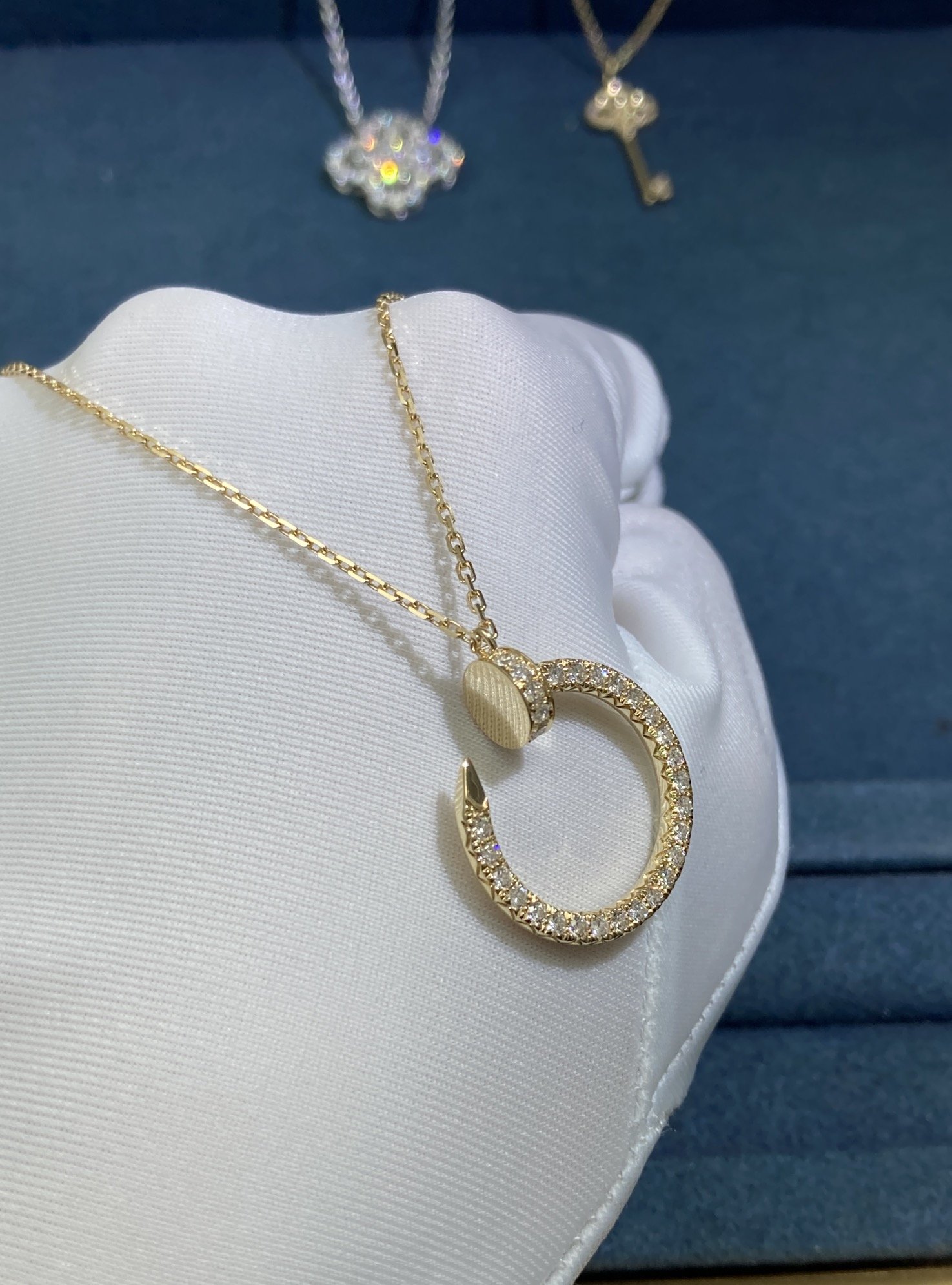 Cartier Full Diamond Nail Necklace, Yellow Gold - Image 2