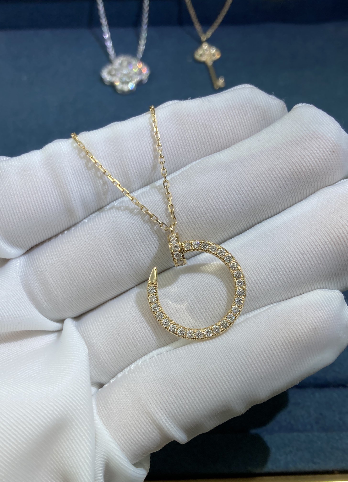 Cartier Full Diamond Nail Necklace, Yellow Gold - Image 4