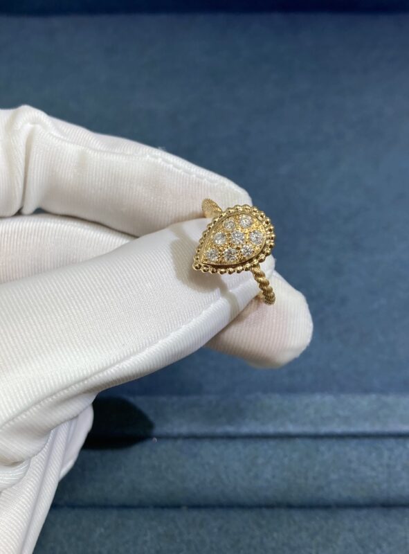 Boucheron Drop Ring, Yellow Gold