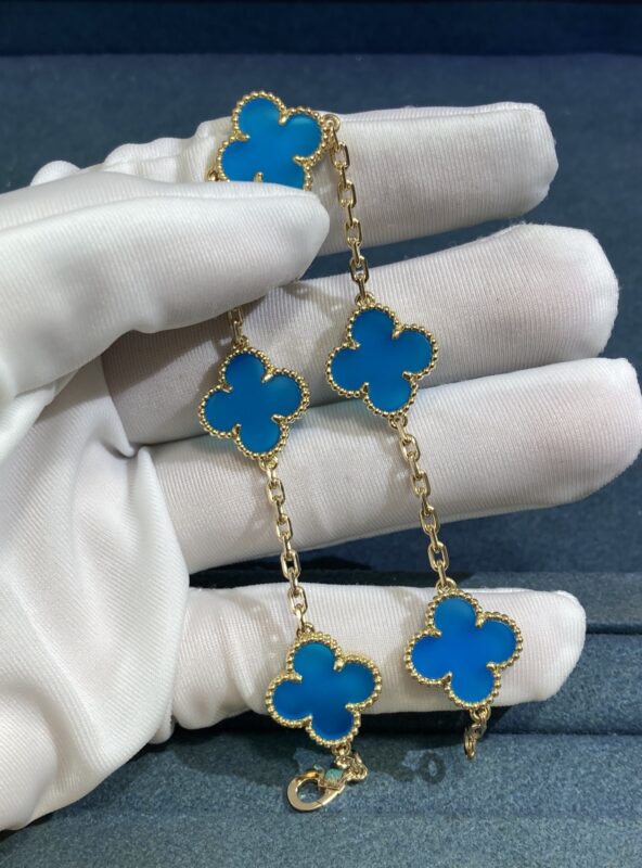VCA Five-Flower Blue Agate Clover Bracelet, Yellow Gold