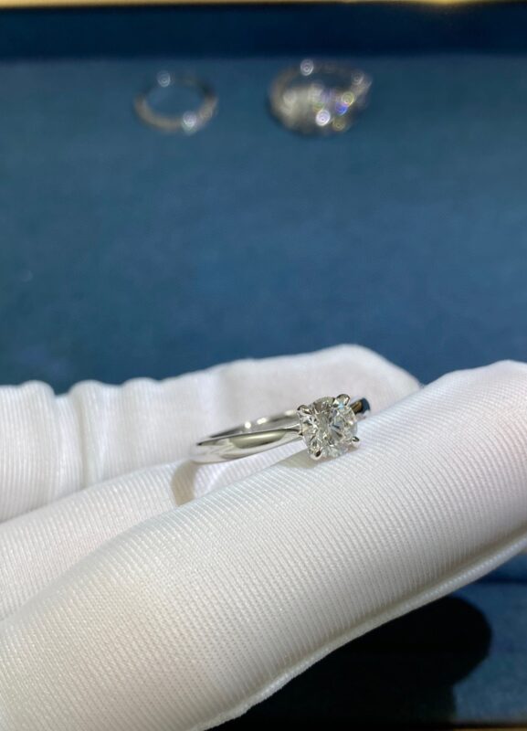 Diamond ring, platinum