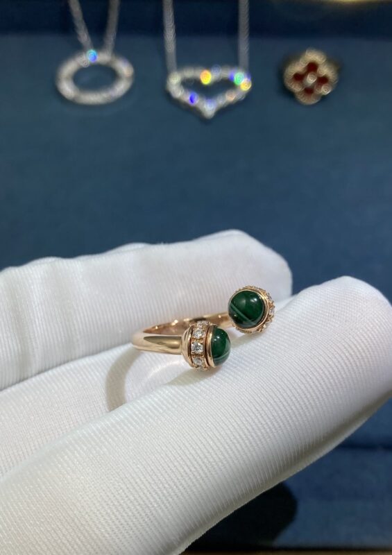 Malachite Fortune Ring, Rose Gold