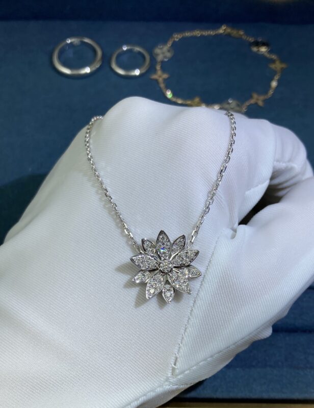 VCA Pale Diamond Necklace, White Gold