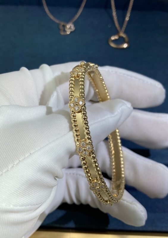 Narrow Kaleidoscope Bracelet, Yellow Gold