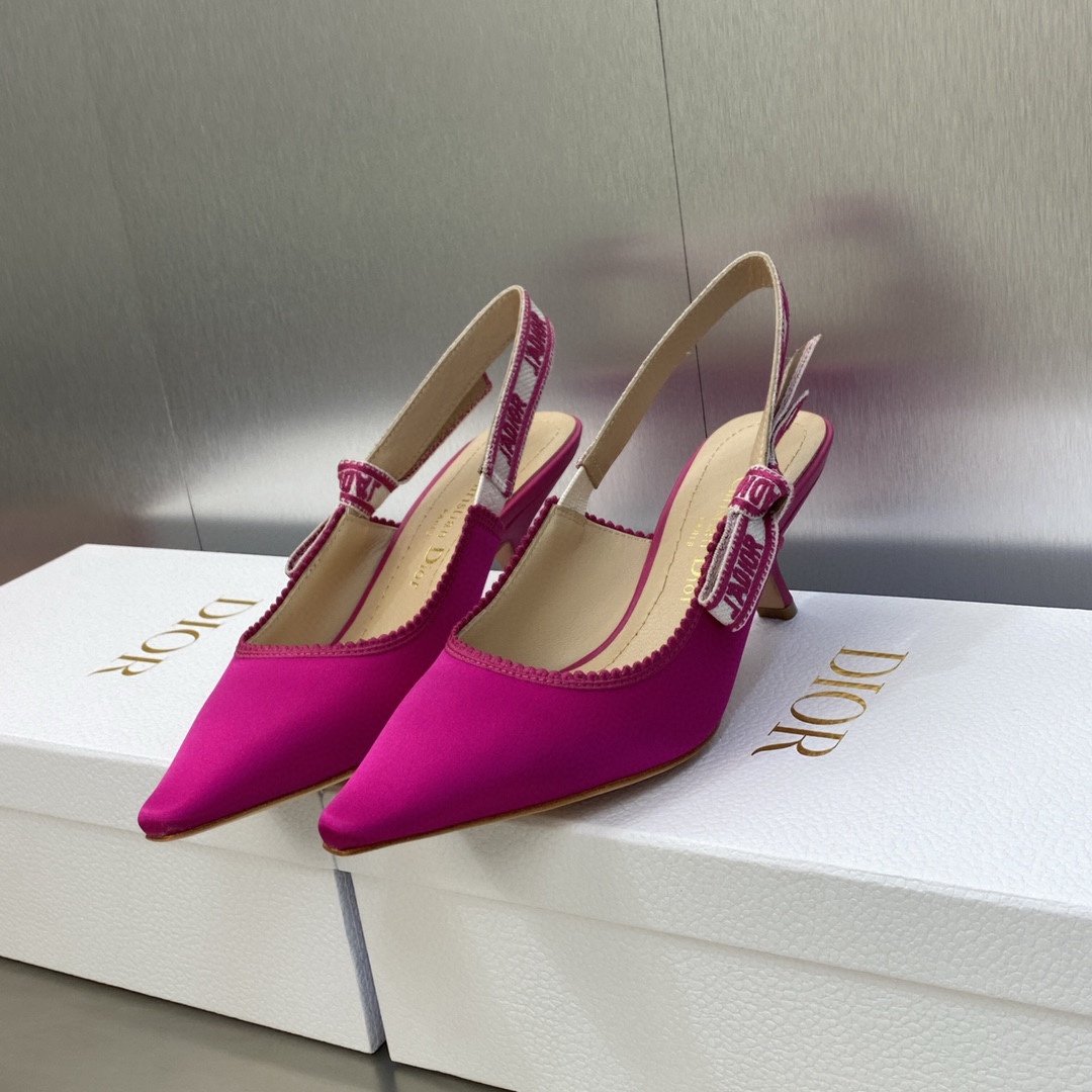 Dior 2023 New Heel Sandals - Image 5