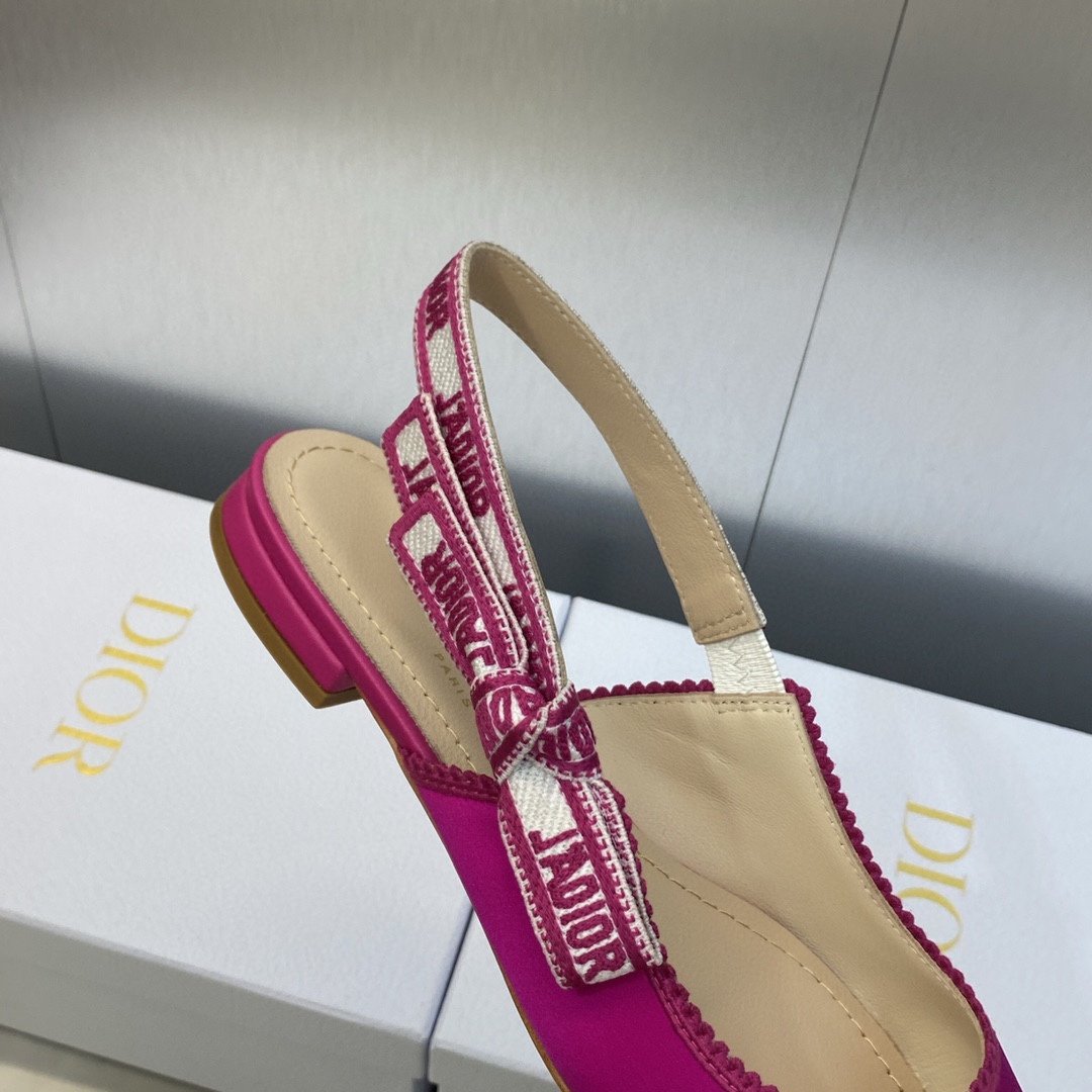 Dior 2023 New Heel Sandals - Image 4